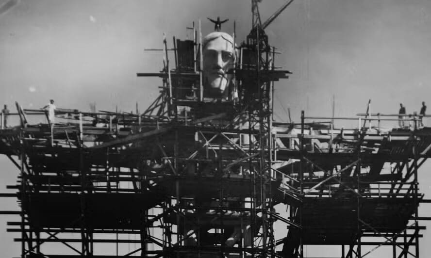 A construção do Cristo Redentor na década de 1930 — Foto Arquivo Geral da Cidade do Rio de Janeiro
