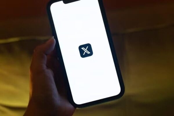 A rede Social X pode retornar as atividades no Brasil