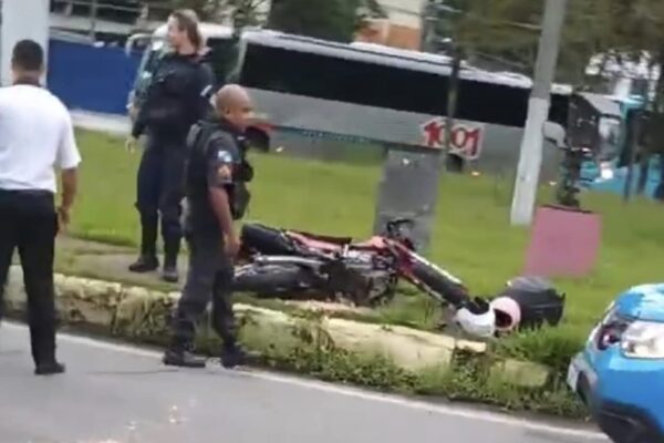 Acidente em Duas Pedras deixou um homem ferido na cidade de Nova Friburgo