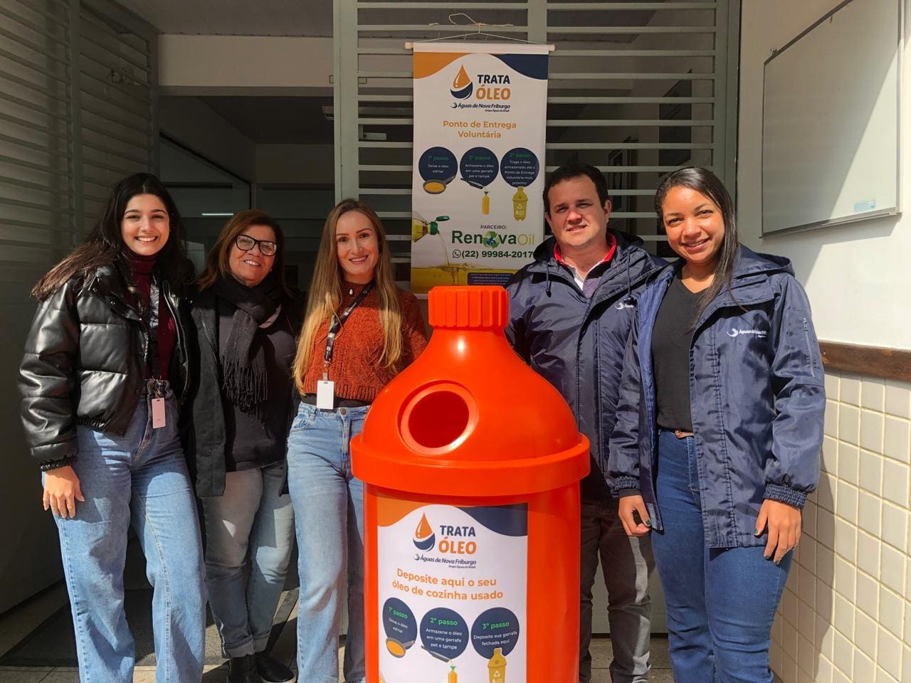 Águas de Nova Friburgo implanta mais 11 coletores de óleo de cozinha usado por meio do projeto Trata Óleo nas Escolas (4)