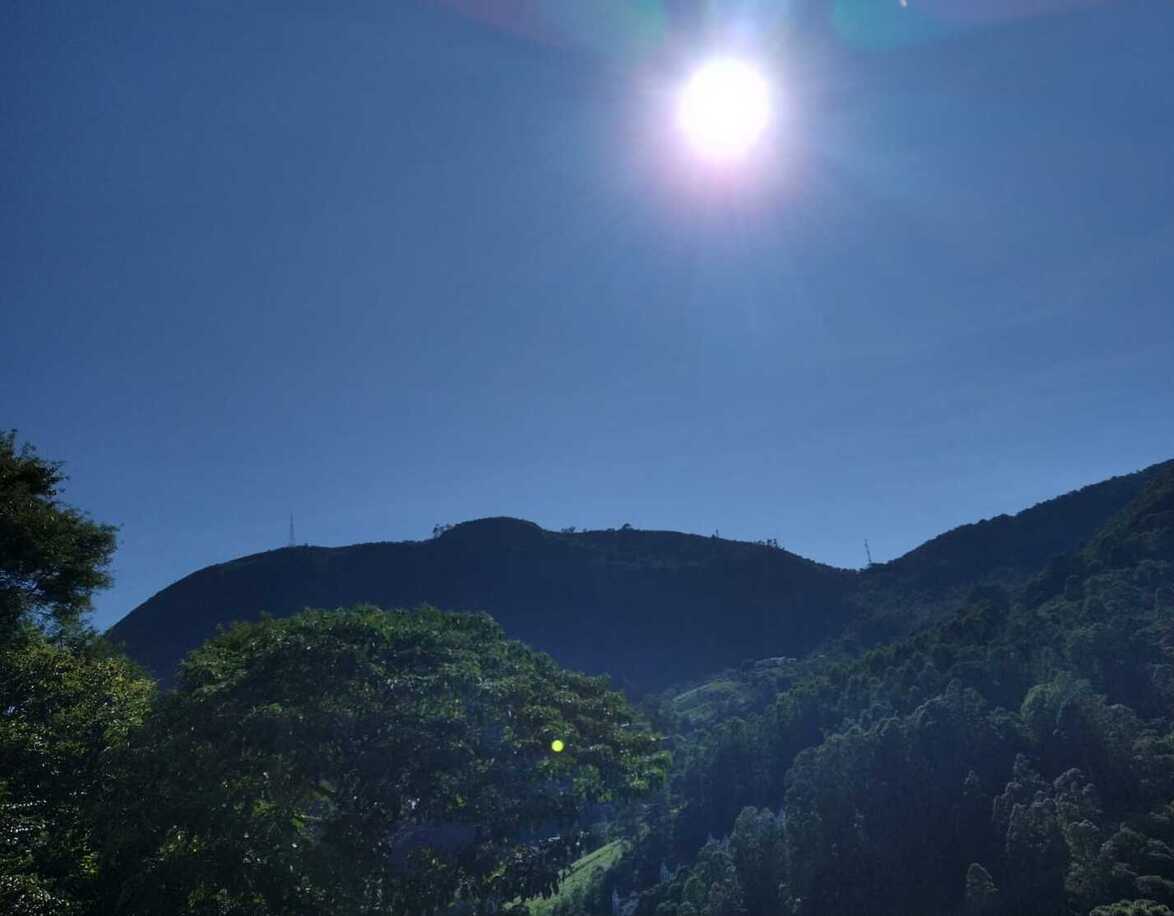 Alerta de Onda de Calor e muito sol em Nova Friburgo e Rio de Janeiro