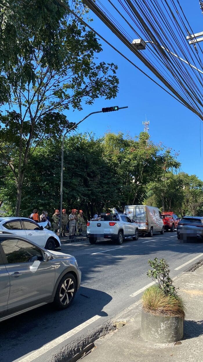Batida em Nova Friburgo deixa trânsito intenso