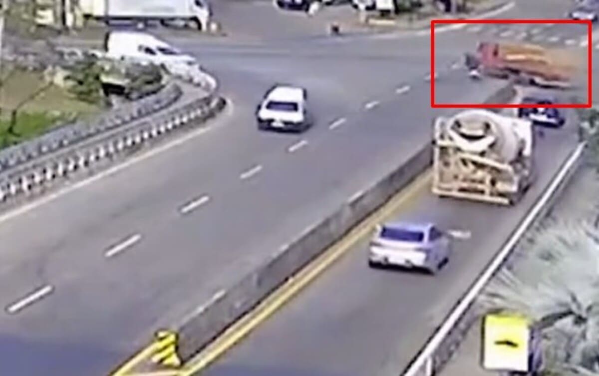 Acidente entre caminhão e moto em Bom jardim