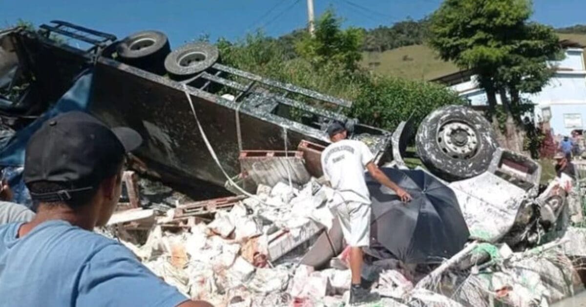 Tragédia na RJ 148 mata homem