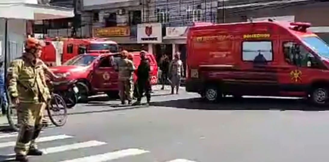 Batida em Nova Friburgo deixa motoboy ferido