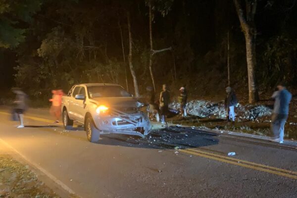 Batida na Estrada Muri-Lumiar deixa homem ferido em Nova Friburgo