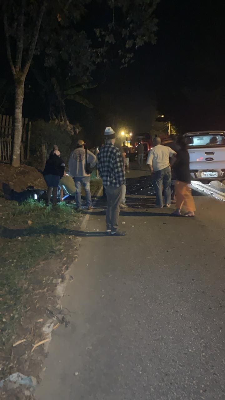 Batida na Estrada Muri-Lumiar deixa homem ferido em Nova Friburgo