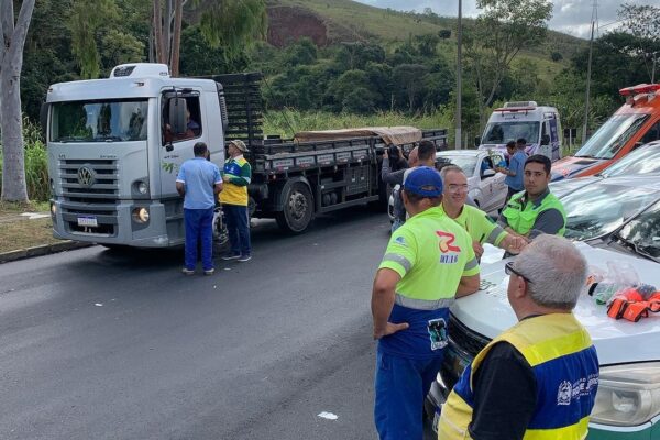 Conscientização na beira da RJ 116