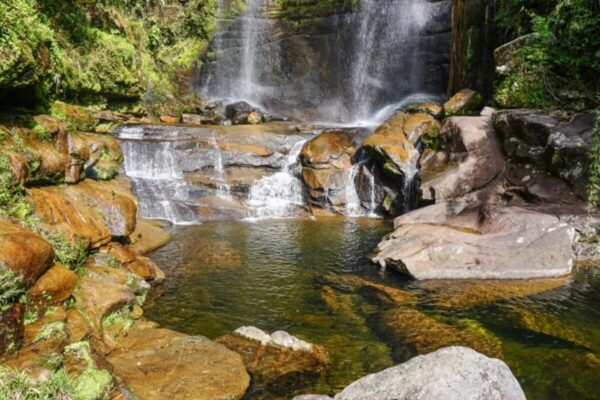 Cachoeira da Macumba entre Itaipava e Teresópolis - Foto Reprodução Internet