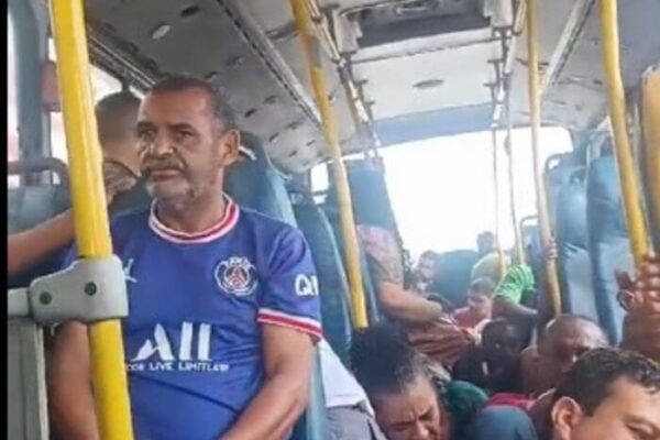 Cariocas viralizam ao mostrar tranquilidade durante tiroteio no Rio de Janeiro