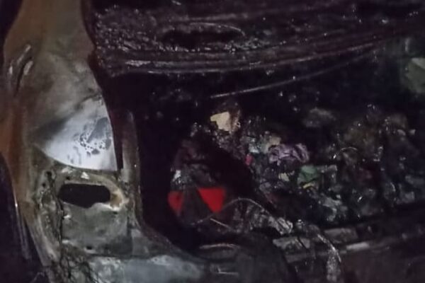 Corpo foi encontrado dentro carro incendiado em Bom Jardim