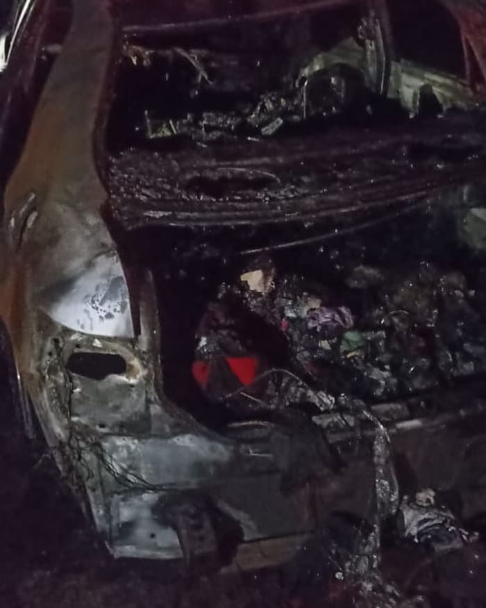 Corpo foi encontrado dentro carro incendiado em Bom Jardim