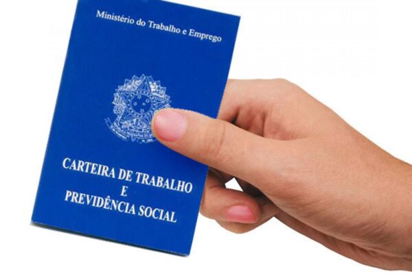 Carteira de Trabalho - Emprego