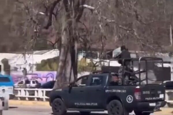 Comboio de policiais em Nova Friburgo sugere grande operação de combate ao tráfico