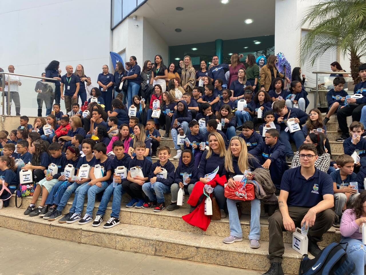Concurso Amigos da Agua 2025 premiou diversos alunos e escolas de Nova Friburgo
