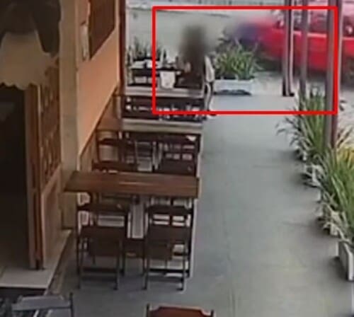 Imagens mostram atropelamento de crianças em Duas Barras-RJ