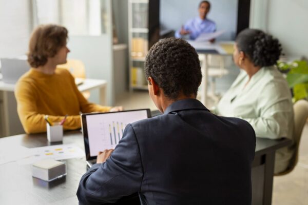 Cursos são oferecidos para capacitação profissional em Nova Friburgo-RJ (1)