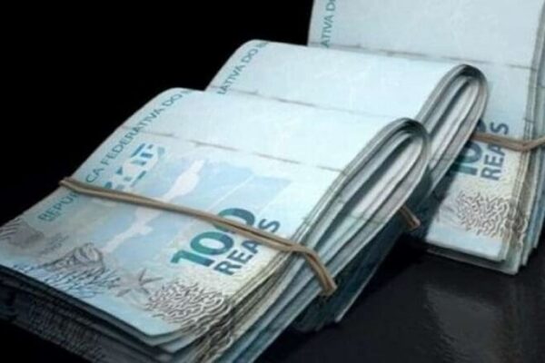Em Nova Friburgo, prefeito, vice, vereadores e secretários terão reajuste salarial