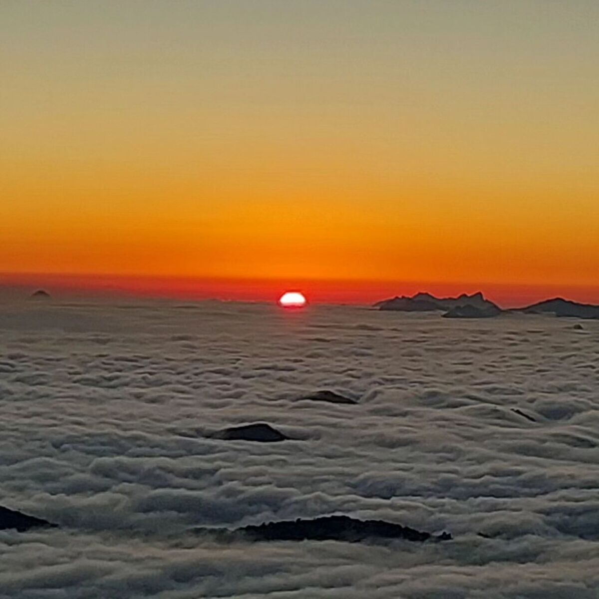 Frio intenso em Nova Friburgo - Vista do Pico da Caldedônia - Foto Paulo Braga Junior (2)