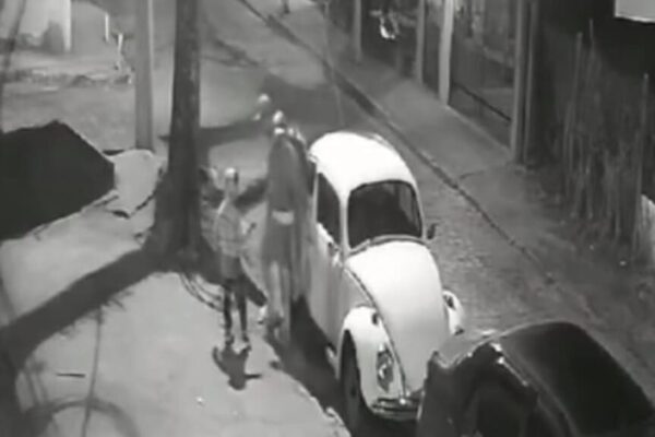 Furto a veículo em Nova Friburgo