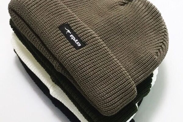 Gorro Impulse é fabricado com tecnologia de ponta. Empresa é de Nova Friburgo e se destaca no ramo do vestuário
