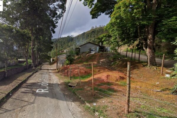 Moradores da Granja Spinelli, bairro de Nova Friburgo, terão casas regularizadas