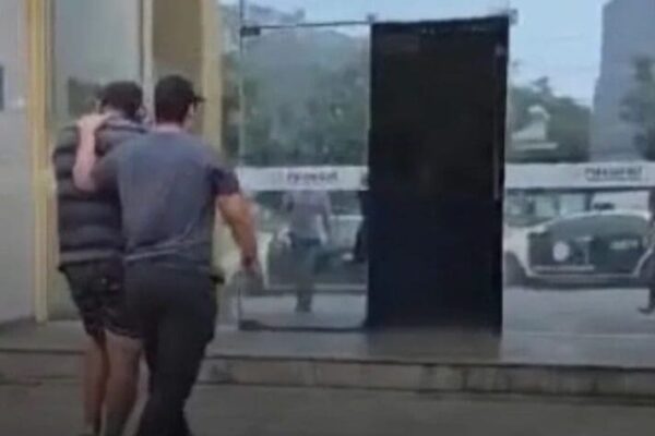 Homem é acusado de abusar de várias crianças em creche de Rio das Ostras