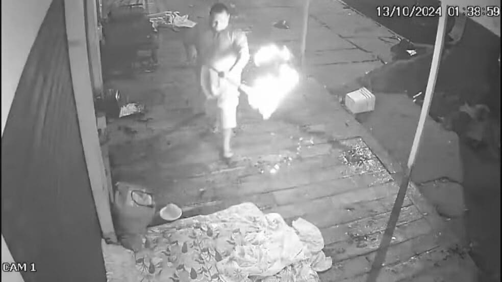 Homem é acusado de atear fogo em pessoa em situação de rua no Rio de Janeiro