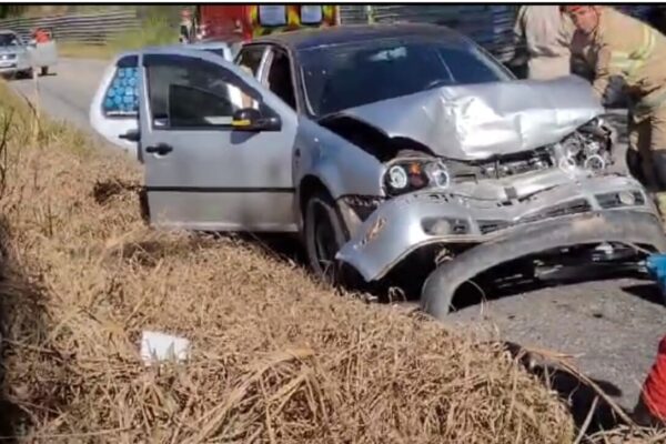 Homem fica ferido após batida em estrada de Lumiar e precisa ser atendido no Hospital Raul Sertã em Nova Friburgo