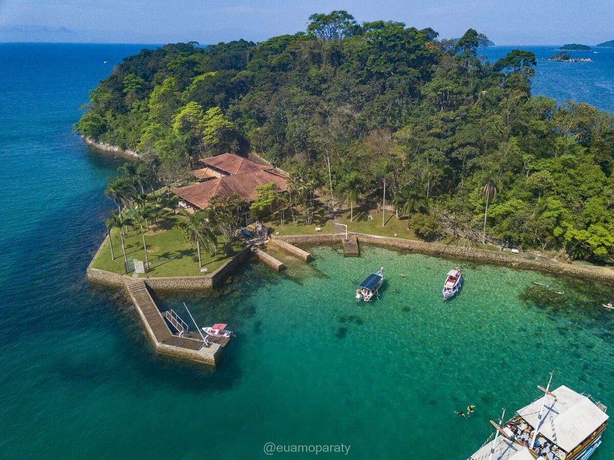 Ilha da Pescaria é um dos locais paradisíacos de Paraty, no Estado do Rio de Janeiro - Foto Eu Amo Paraty (2)