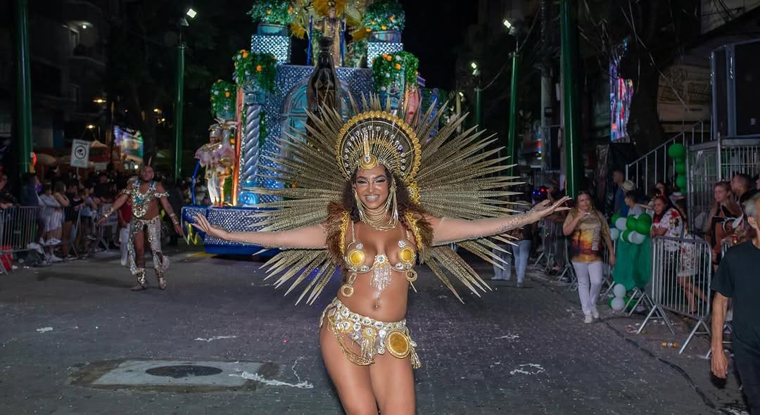 Imperatriz de Olaria é a grande campeã do Carnaval de Nova Friburgo em 2025 (2)