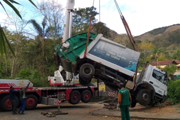 Licitação para coleta de lixo em Nova Friburgo é suspensa por suspeitas de irregularidades