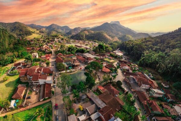 Lumiar distrito de Nova Friburgo e paraíso dos turistas vista de cima - Foto de Pedro Bessa