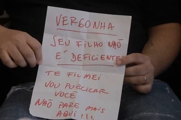 Mãe de criança autista recebe bilhete ameaçador em Nova Friburgo
