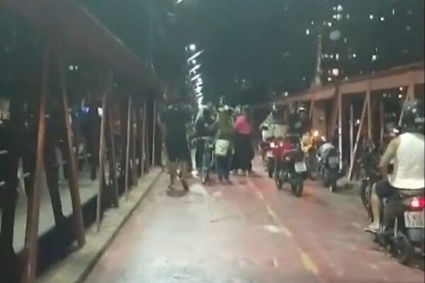 Mãe tenta jogar filho de uma ponte e é presa em Campos dos Goytacazes
