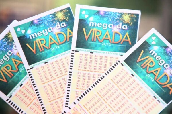 Mega Sena da Virada vai premiar em R$ 600 milhões o maio prêmio da história do Brasil - Foto: Giuliano Gomes/ PR PRess