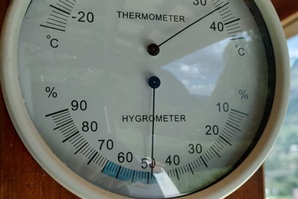 Morador de Nova Friburgo registra temperatura recorde e confirma grande calor na região serrana