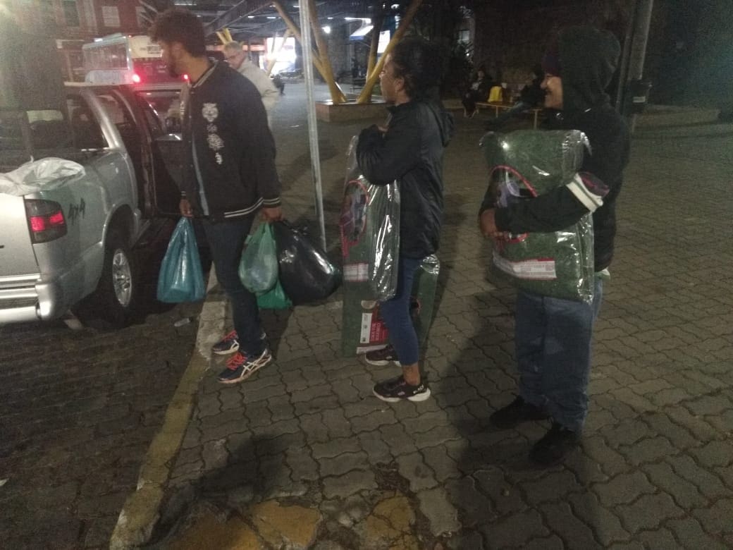Movimento Pop Rua esteve em Nova Friburgo levando sopão para população vulnerável