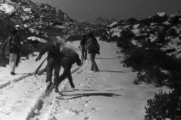 Nevasca em Itatiaia-RJ no Parque Nacional de Itatiaia em 1985 - Foto Moacir Gomes do Jornal O GLOBO (4)