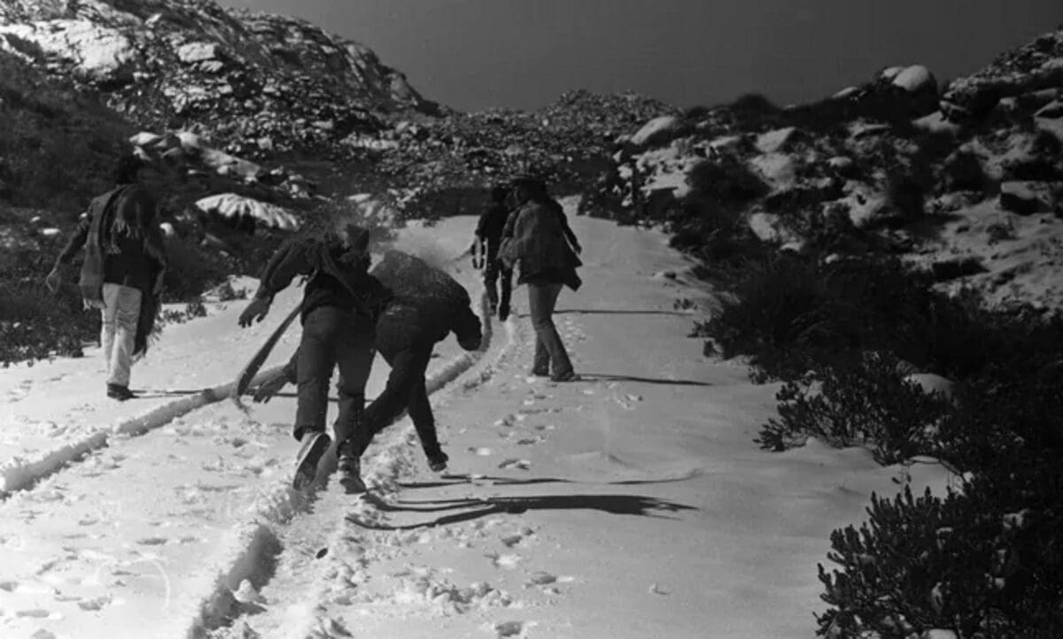 Nevasca em Itatiaia-RJ no Parque Nacional de Itatiaia em 1985 - Foto Moacir Gomes do Jornal O GLOBO (4)