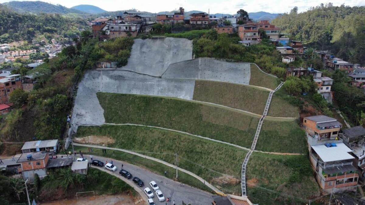 Nova Friburgo pode receber verba de Lula para obras de contenção - Jeferson Louredo - SEINFRA