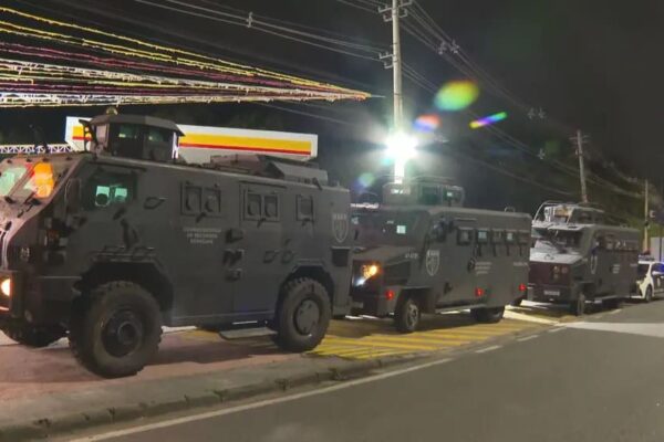 Operação policial no Rio de Janeiro envolveu aeronaves blindadas - drone - blindados terrestres (3)