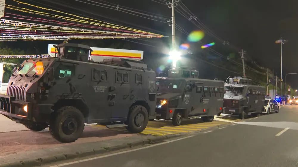 Operação policial no Rio de Janeiro envolveu aeronaves blindadas - drone - blindados terrestres (3)