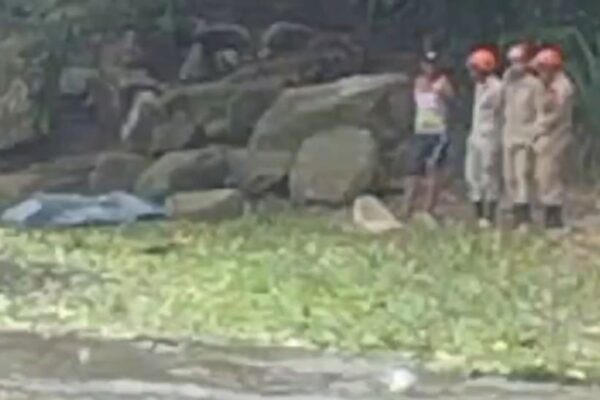 Pastor Edimilson e jovem Hendiel morrem afogados após batismo no Rio Guandu em Nova Iguaçu (1)
