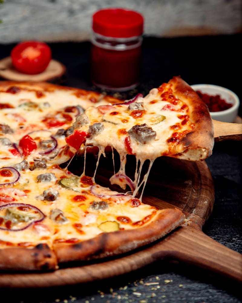 Pizzaria é autuada por questões sanitárias em Nova Friburgo