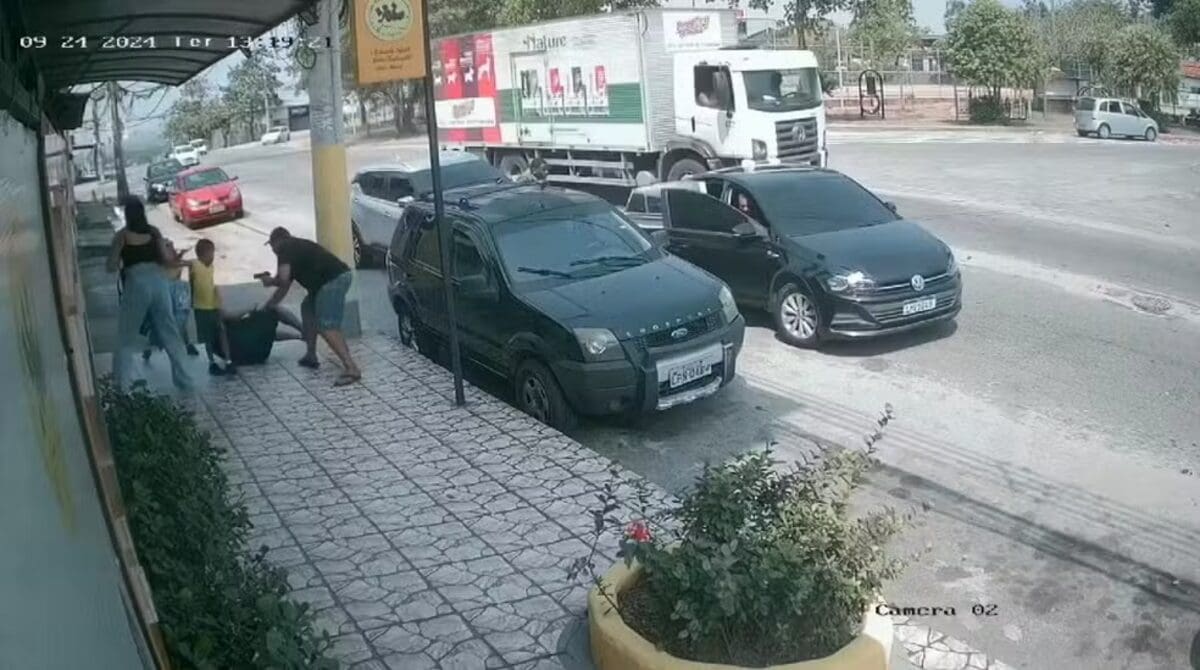 Policial militar sofre ataque brutal em Bangu - Zona Oeste do Rio de Janeiro