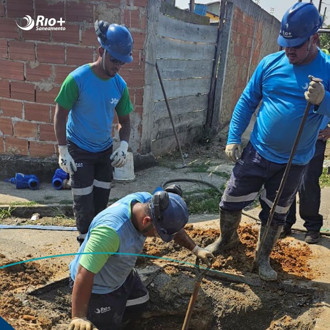 População reclama de falta de água há quase 60 dias na Zona Oeste do Rio de Janeiro (2)