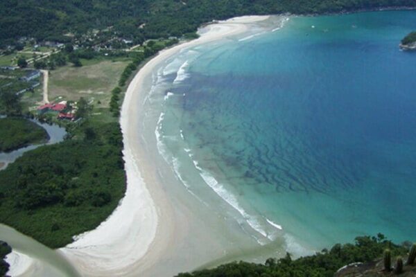 Praia de Dois Rios em Ilha Grande, na Costa Verde do Rio de Janeiro - Foto Site Ilha Grande (2)