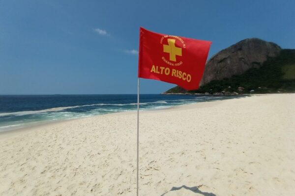 Praia de Itaipuaçu, em Maricá-RJ, é considerada uma das praias mais perigosas do Brasil