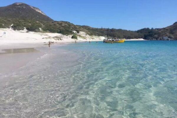 Praia do Farol em Arraial do Cabo na região dos lagos do Rio de Janeiro é a mais perfeita do Brasil - 2 (1)